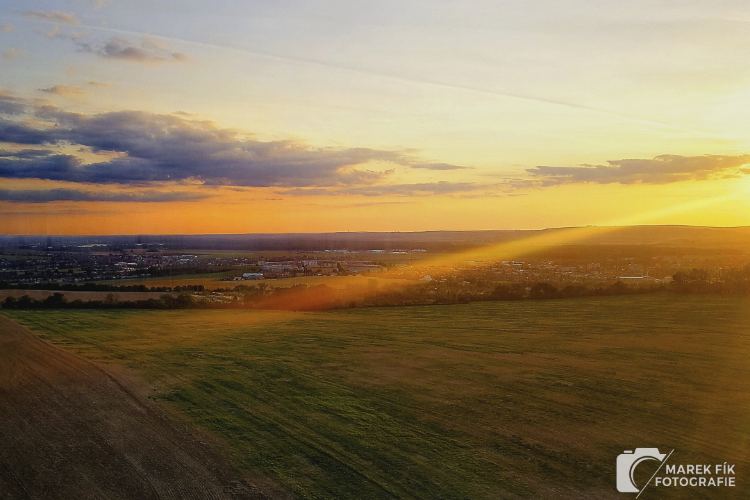Západ slunce nad Uherským Hradištěm
